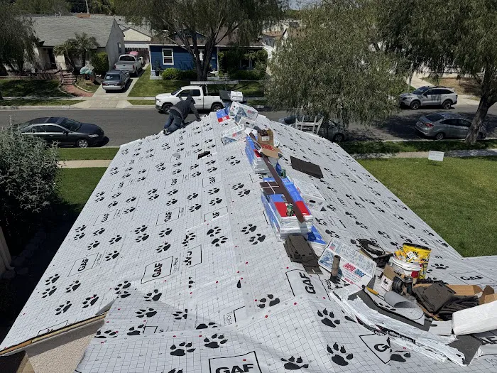 LA Builders & Roofing Specialists Picture 8