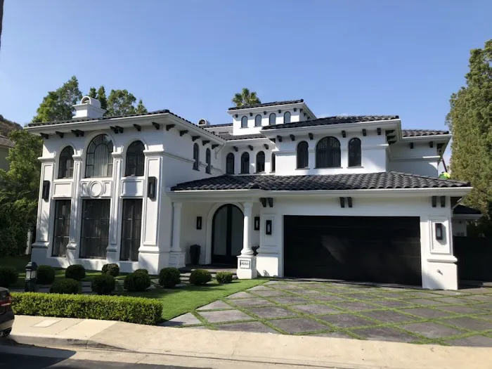 Reno's Roofing Picture 7