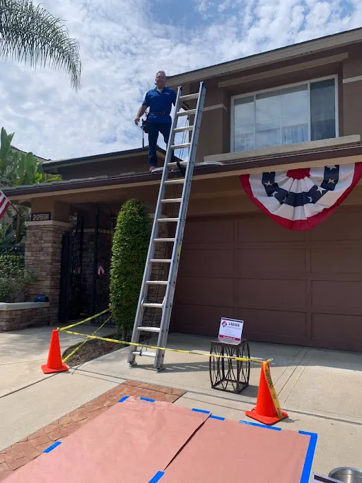 RESCUE ROOFER San Pedro Picture 4