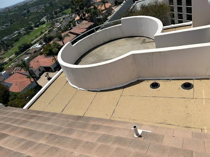 Over & Above Roofing LLC Picture 8