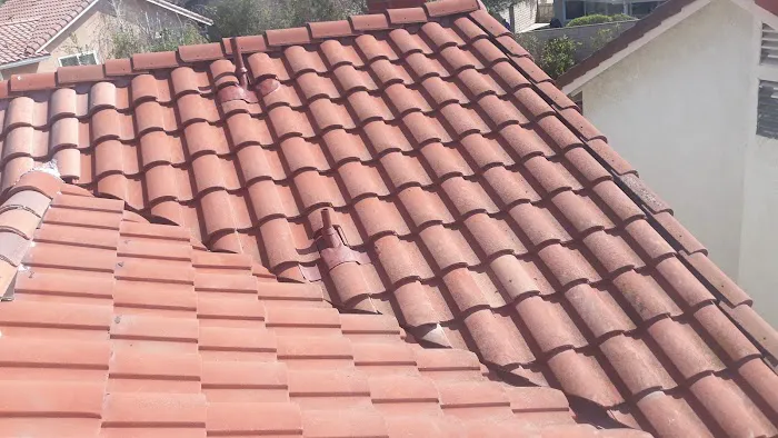 H roof repair Picture 6