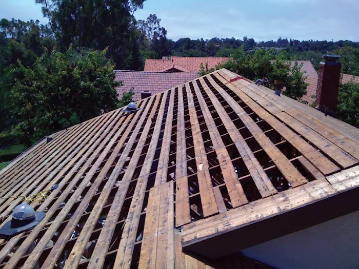 IRC ROOFING SERVICES Picture 4