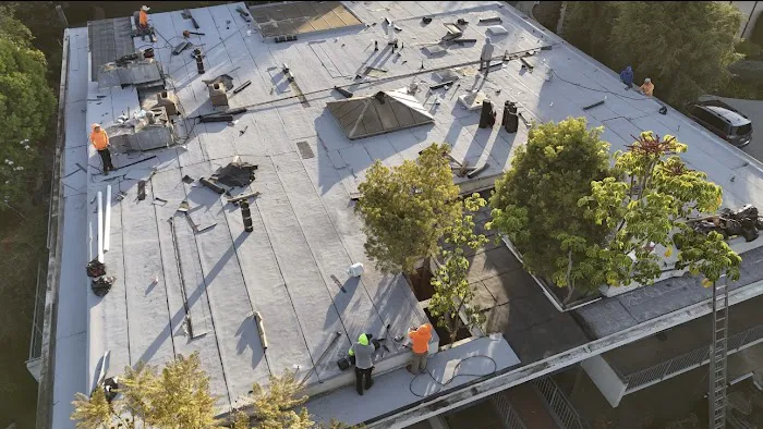 Right Way Roofing Picture 1