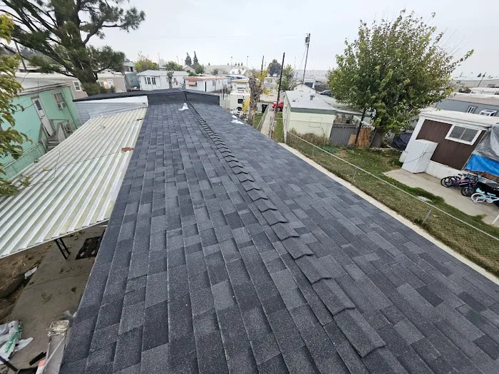 DM Roofing Inc Picture 3