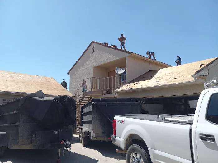 JE HOME CONSTRUCTION Picture 4