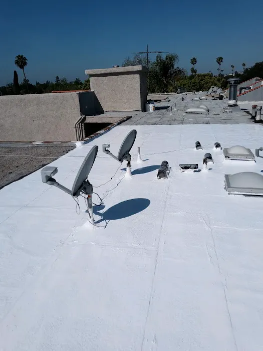 B & M Roofing Picture 2
