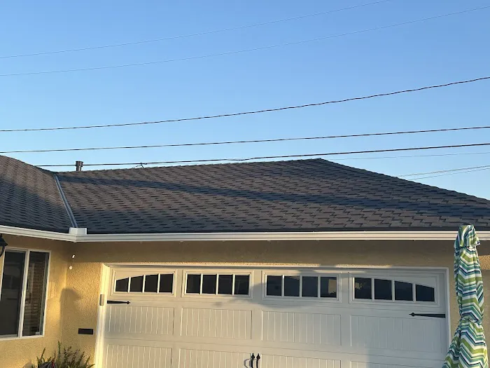 B & M Roofing Picture 3