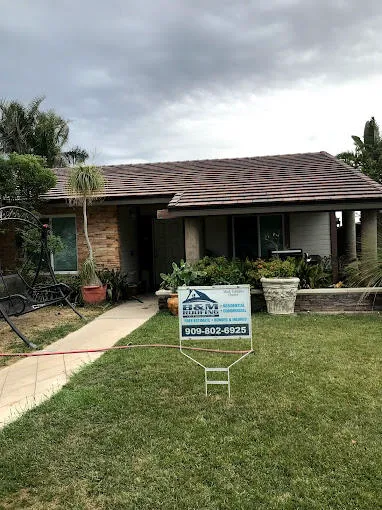 B & M Roofing Picture 1