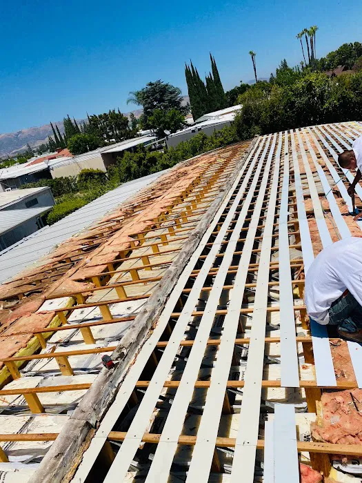 BH Roofing & Development Picture 6