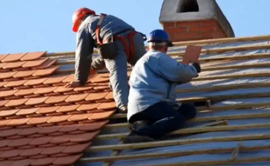Bryson & Sons Roofing Picture 1