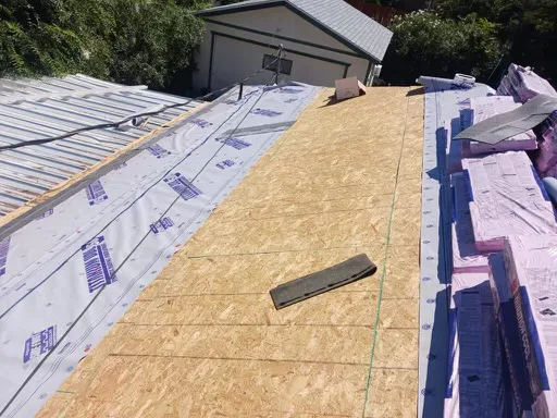 Sandoval Roofing Picture 3