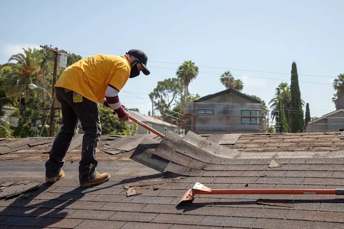 Bumble Roofing of Los Angeles Picture 3