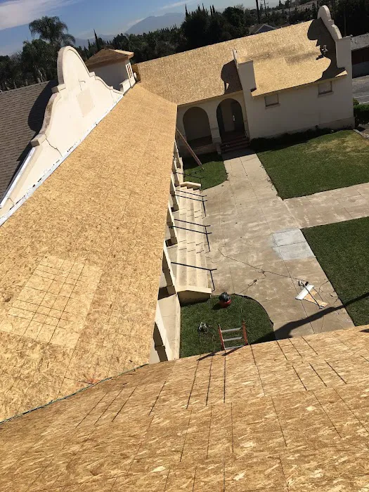Level Up Roofing Picture 8