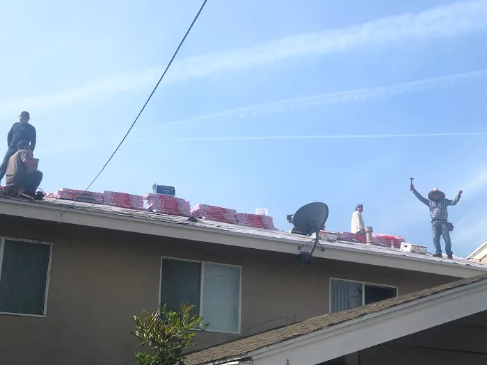 Safari Builders Inc DBA Safari Roofing & Remodeling Picture 1