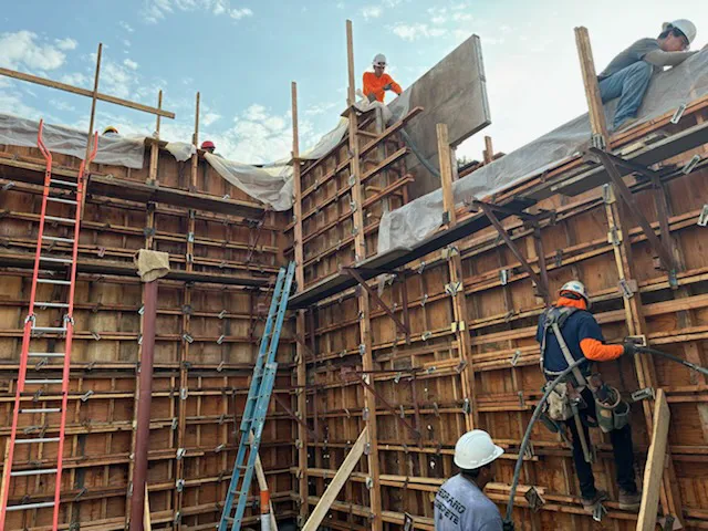 Apex Roofing & Construction Picture 3