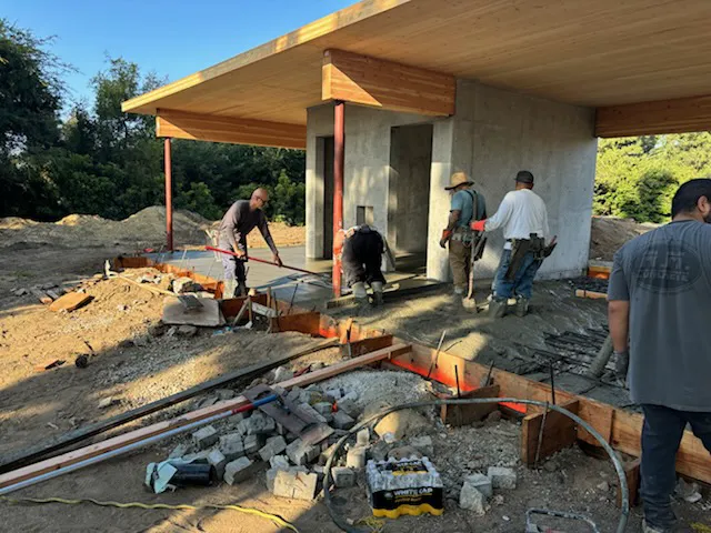 Apex Roofing & Construction Picture 7