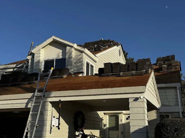 B.P. Custom Roofing Picture 8