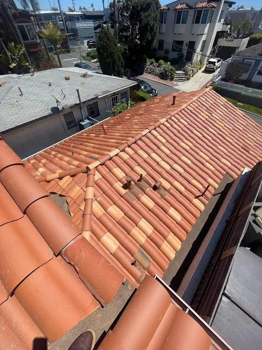 Fernandez Roofing Corp Picture 1