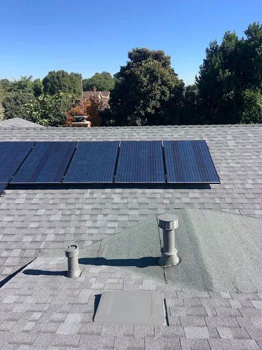 Berry Roofing & Solar Picture 4
