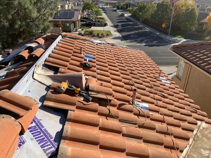 Divine Roofing Services Inc. Picture 3