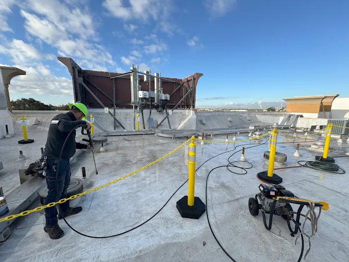 MARIA & OSCAR ROOFING LLC Picture 1