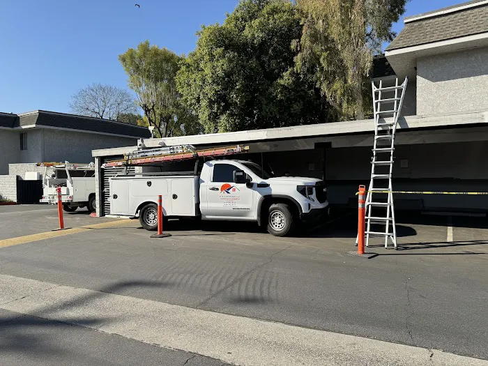 MARIA & OSCAR ROOFING LLC Picture 9