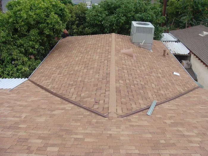Golden Hill Roofing Company Picture 1