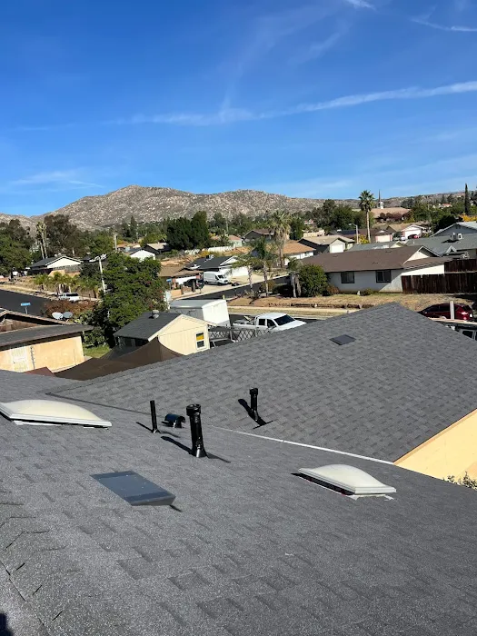J & R Elite Roofing - Moreno Valley Picture 8