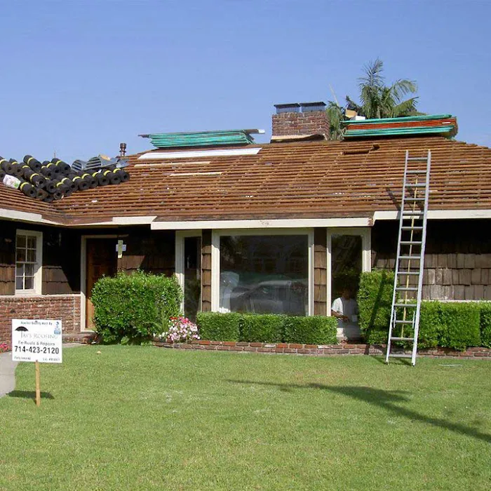 Jay's Roofing Picture 4