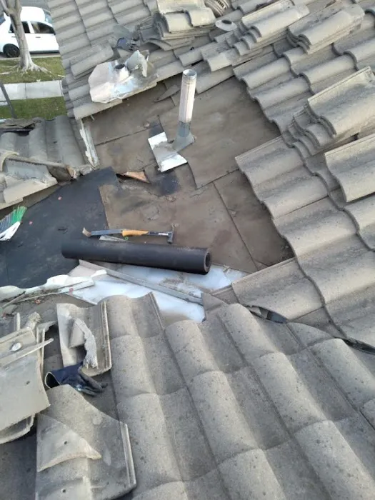 COLLINS ROOFING & REPAIR Picture 2
