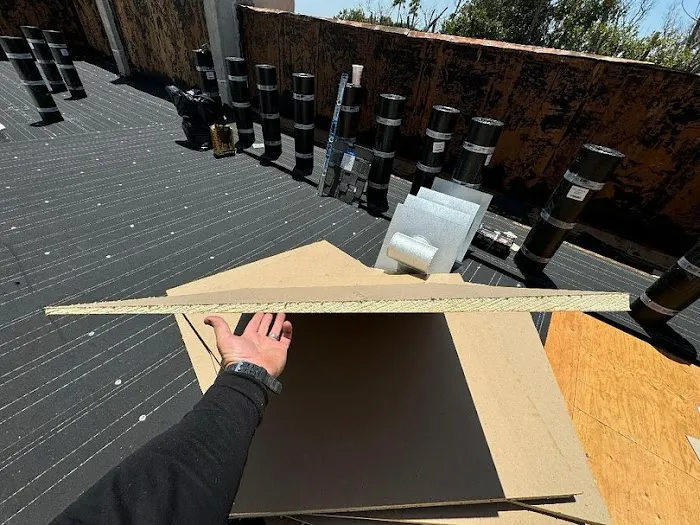 Rocket Roofing Picture 7