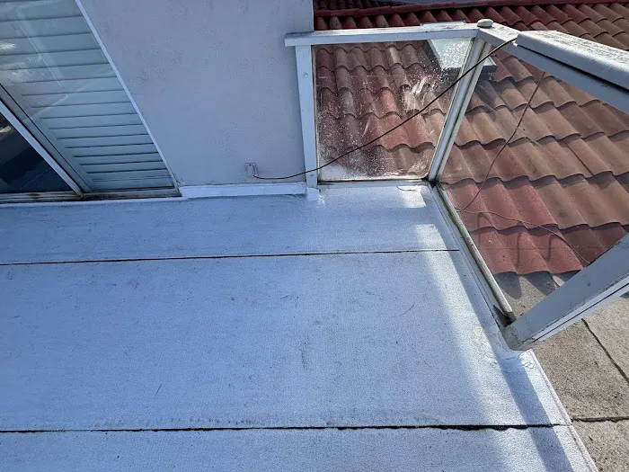 Roofing Hands Renovations Picture 4