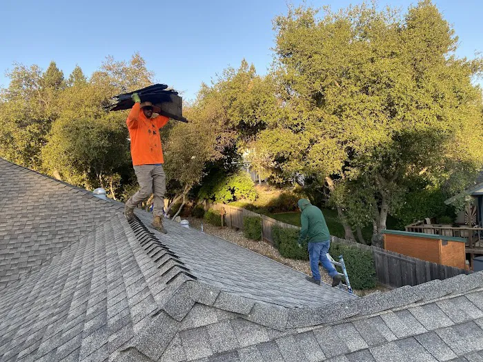 Straight Line Roofing & Construction Picture 8