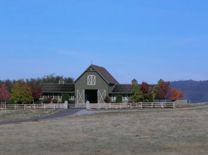 Straight Line Roofing & Construction Picture 6