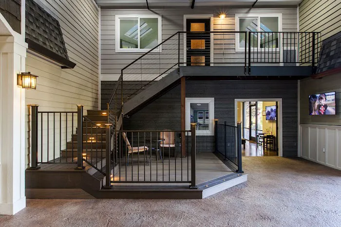 Straight Line Roofing & Construction Picture 9