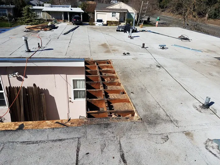 Y.M.R. Construction & Roofing Picture 4