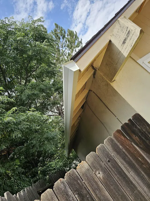 gonzalez roofing Picture 6