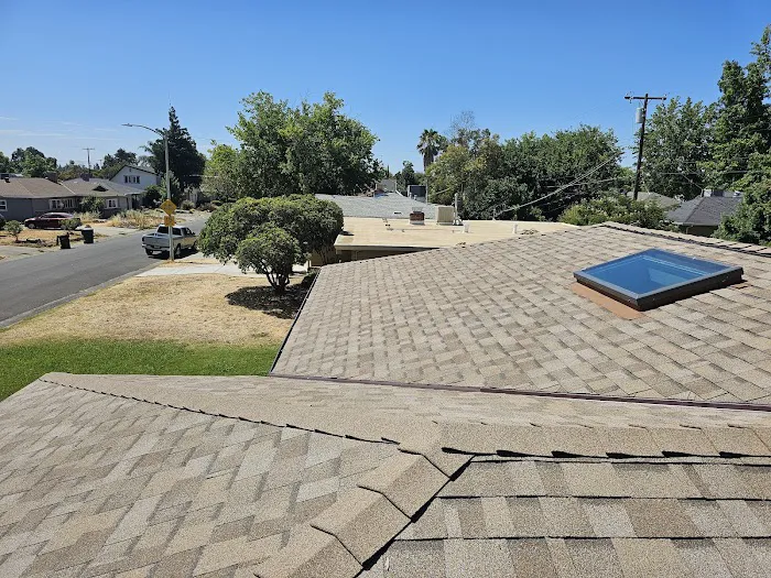 gonzalez roofing Picture 4