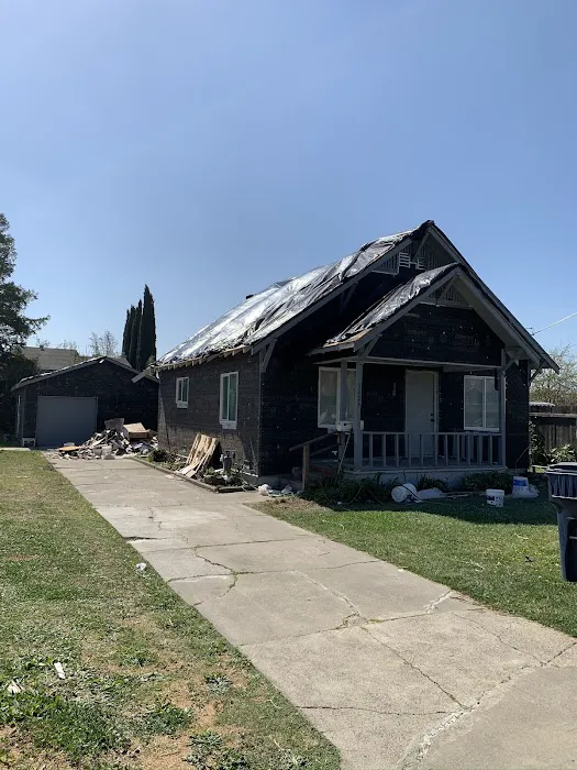 Marin's Roofing Picture 4