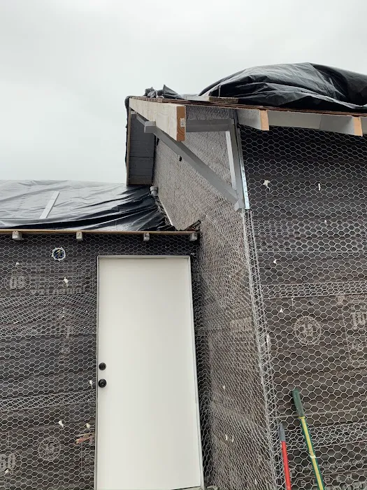 Marin's Roofing Picture 2