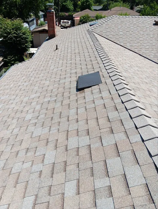 Two Rivers Roofing Picture 5