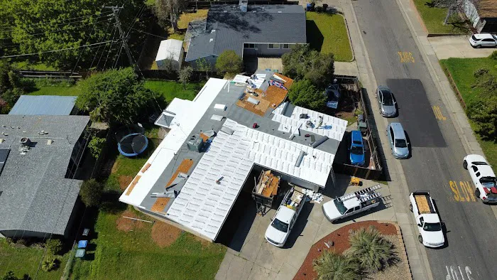 VIK Quality Roofing Inc. Picture 9