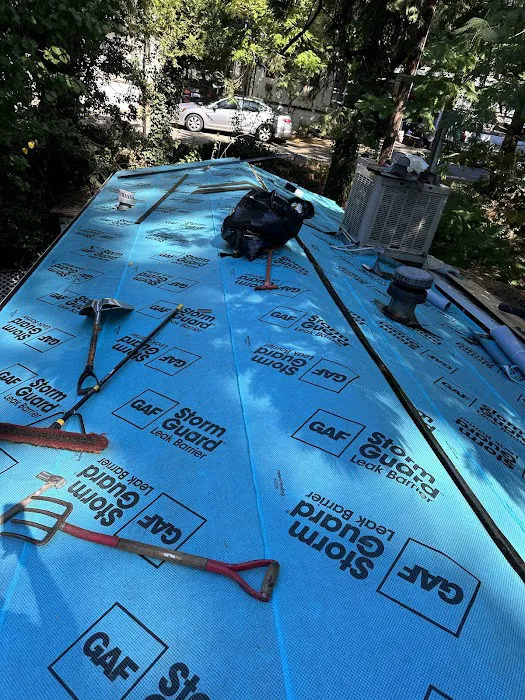 Samperios Roofing Inc Picture 2