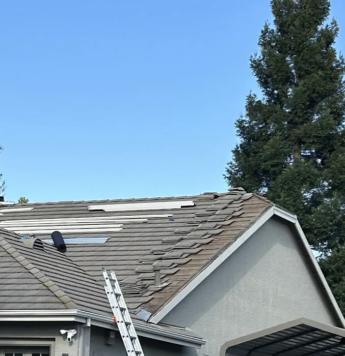 Reflect Roofing LLC Picture 3