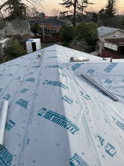 Bob Jahn's Roofing Picture 7