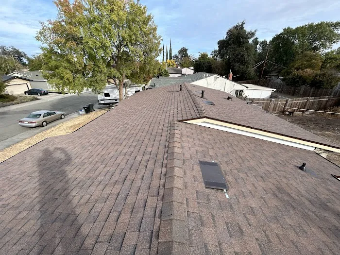 Noah's Roofing Picture 3