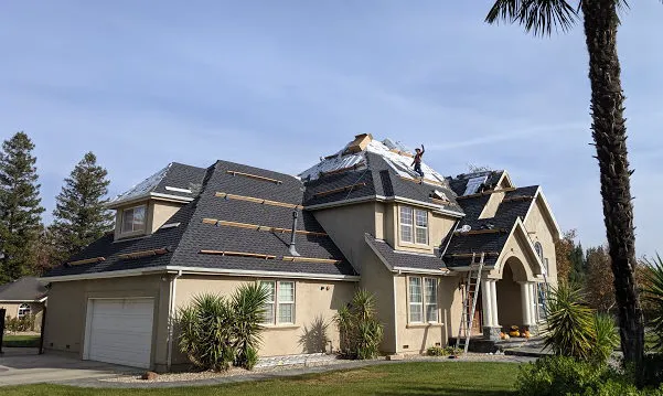 Noah's Roofing Picture 4