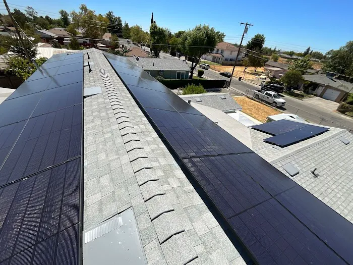 Harlan Quality Roofing Picture 1