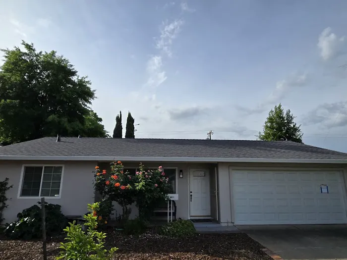 Harlan Quality Roofing Picture 3