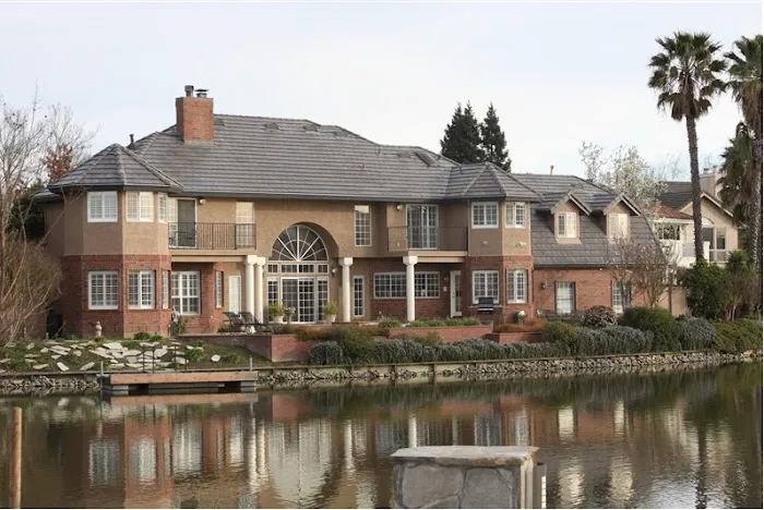 Brazil Quality Roofing, Inc. Picture 3